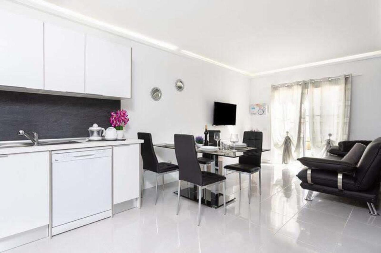 Manuda Luxury Apartment カレタ・デ・フステ エクステリア 写真