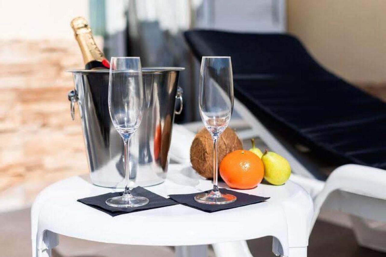 Manuda Luxury Apartment カレタ・デ・フステ エクステリア 写真